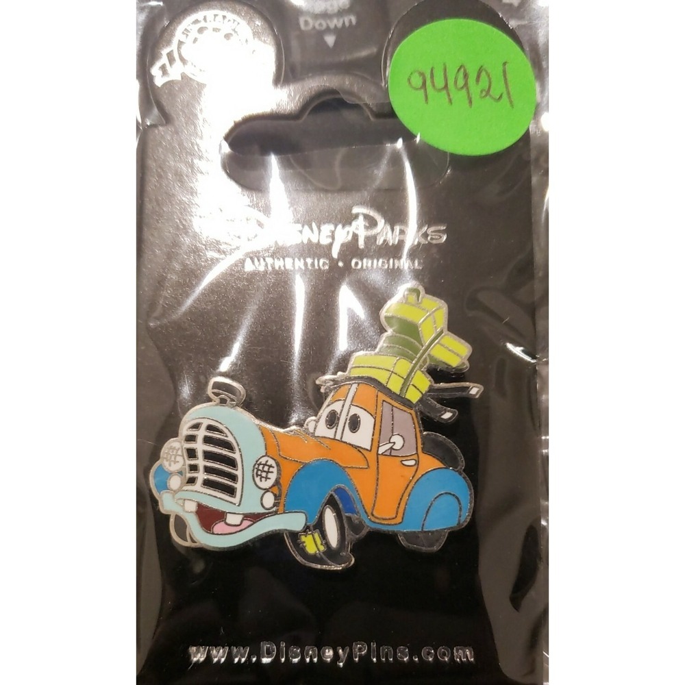 Disney Trading Pin GOOFY AS CARS CHARACTER 94921 - Picture 2 of 2